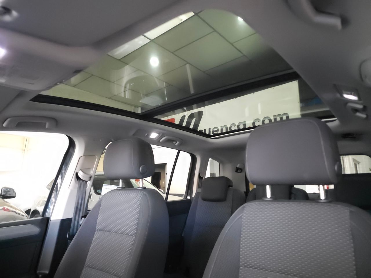 Volkswagen Touran 2.0 TDI 122 CV ADVANCE - Foto 14