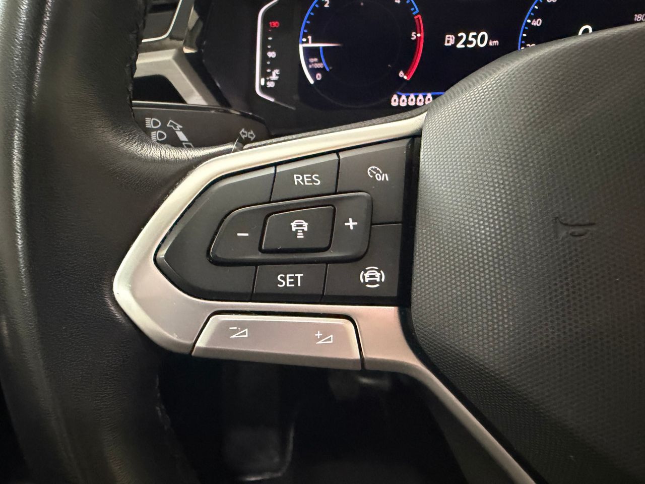 Volkswagen Touran 2.0 TDI 122 CV ADVANCE - Foto 19