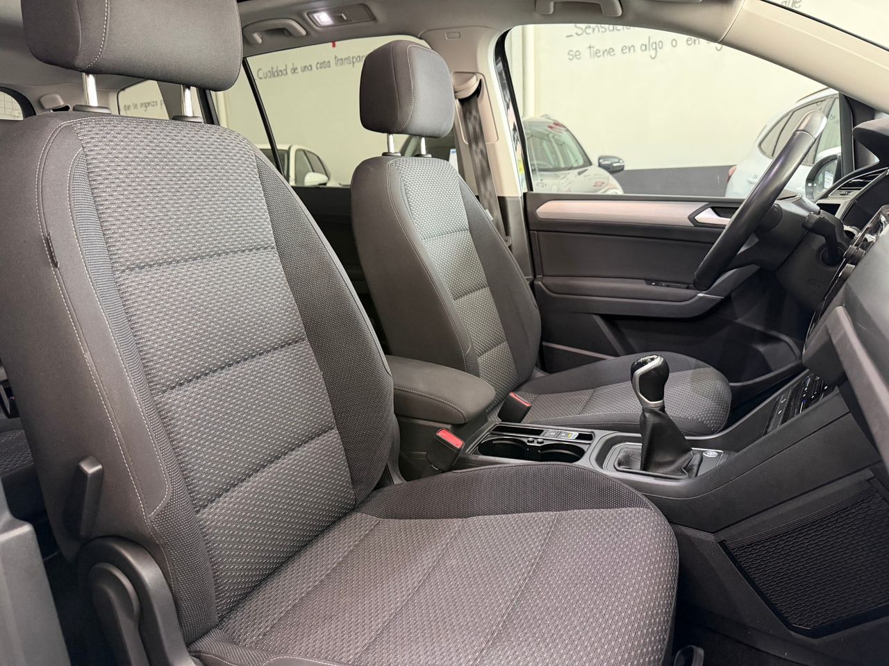 Volkswagen Touran 2.0 TDI 122 CV ADVANCE - Foto 17