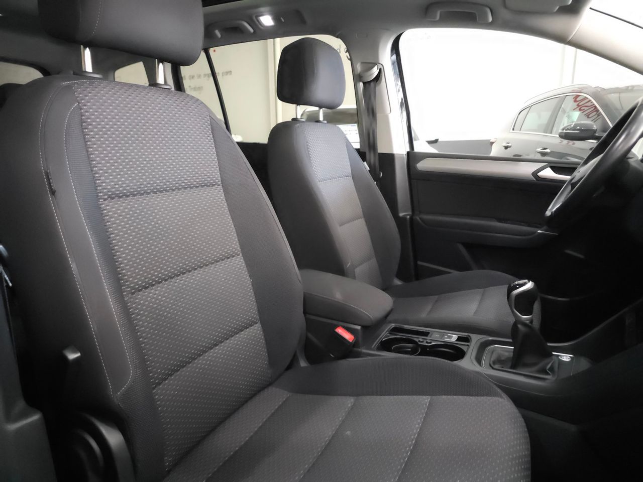 Volkswagen Touran 2.0 TDI 122 CV ADVANCE - Foto 16