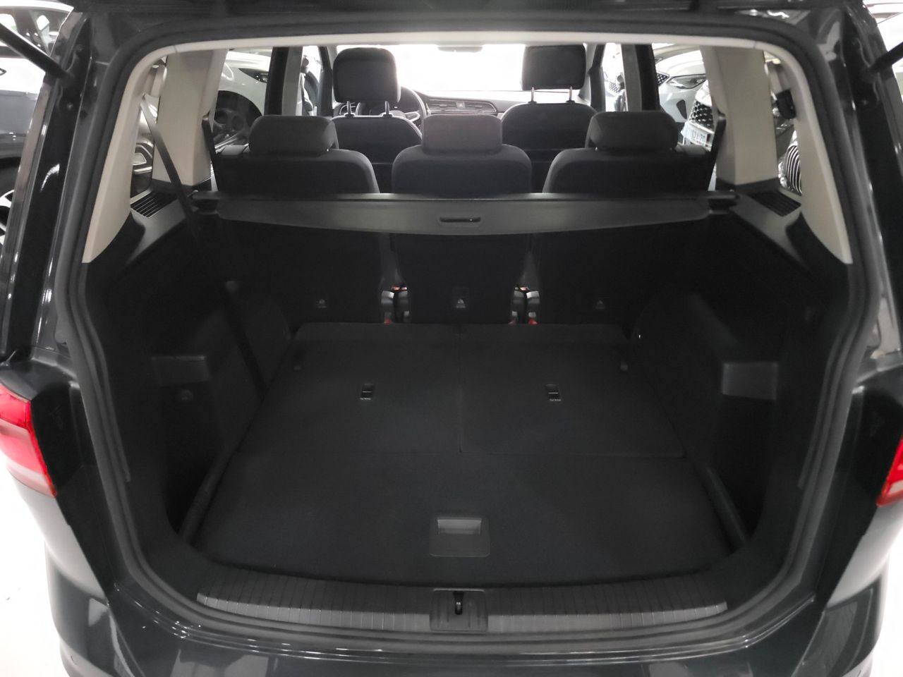 Volkswagen Touran 2.0 TDI 122 CV ADVANCE - Foto 10