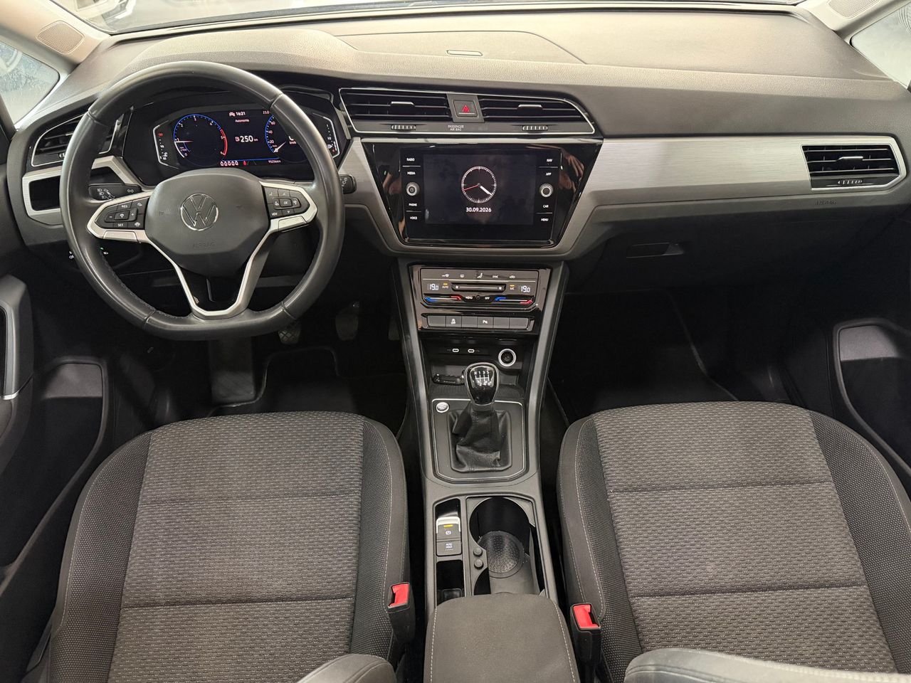 Volkswagen Touran 2.0 TDI 122 CV ADVANCE - Foto 13