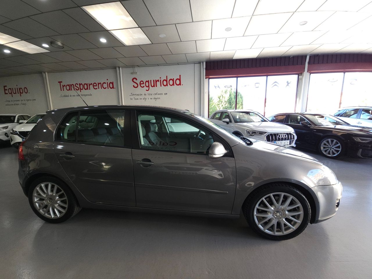 Volkswagen Golf 2.0 TDI 170 CV GT - Foto 4