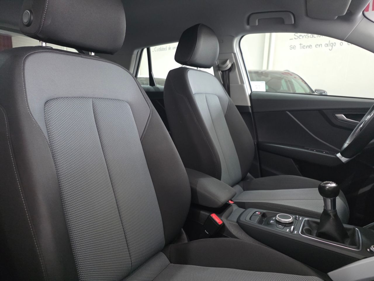 Audi Q2 30 TFSI 116 CV DESING - Foto 13