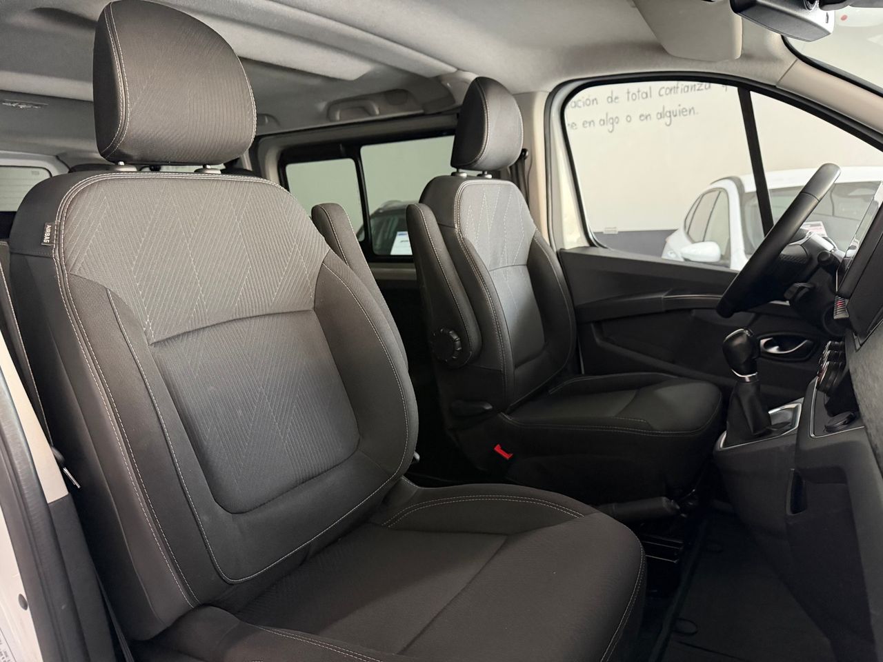 Renault Trafic Combi 2.0 BLUE DCI 170CV 8P BUSINESS PREMIUM - Foto 14