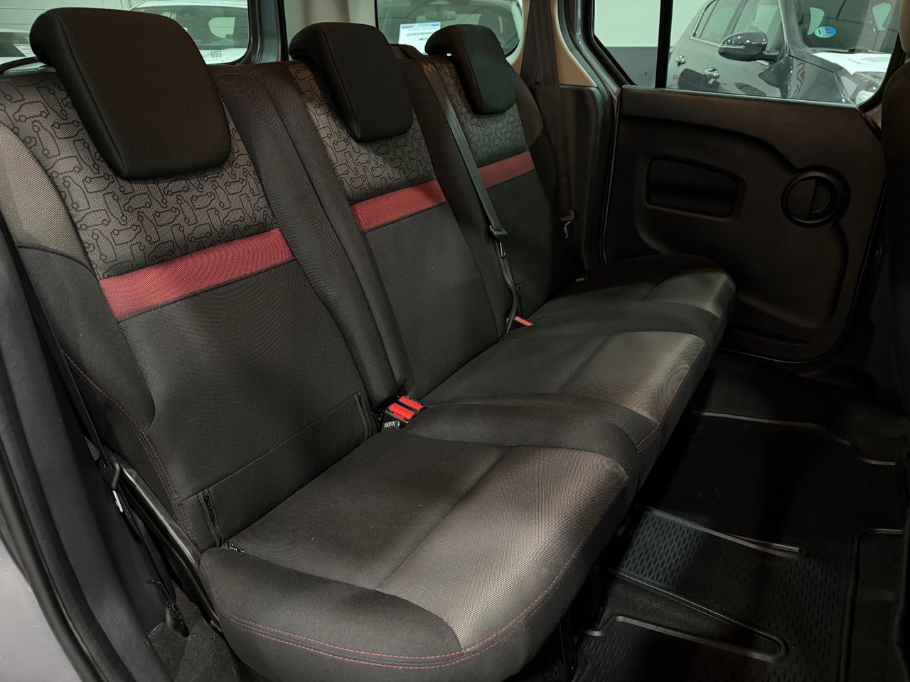 Renault Kangoo Combi 1.5 DCI ZEN 95CV - Foto 15