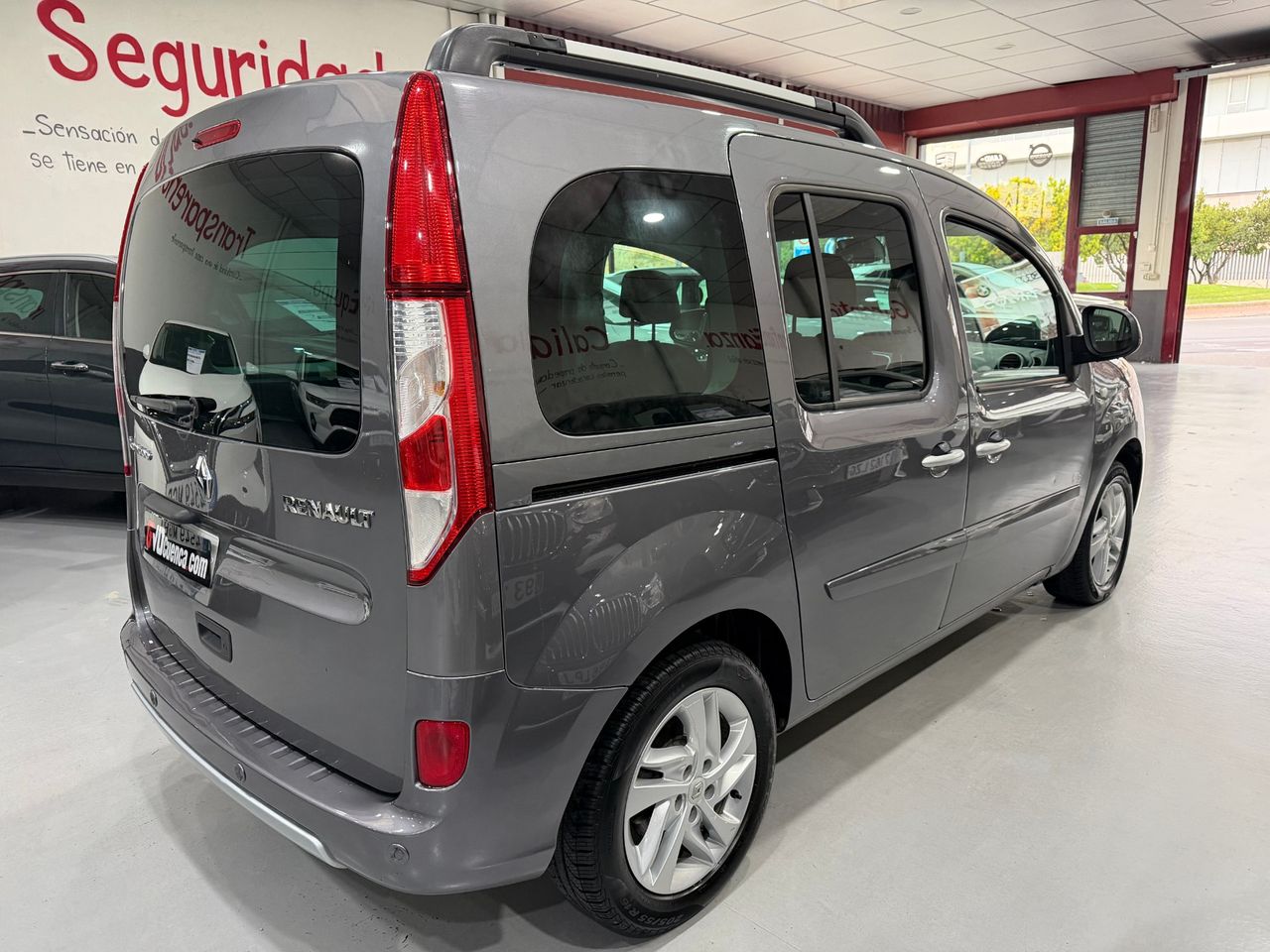 Renault Kangoo Combi 1.5 DCI ZEN 95CV - Foto 7