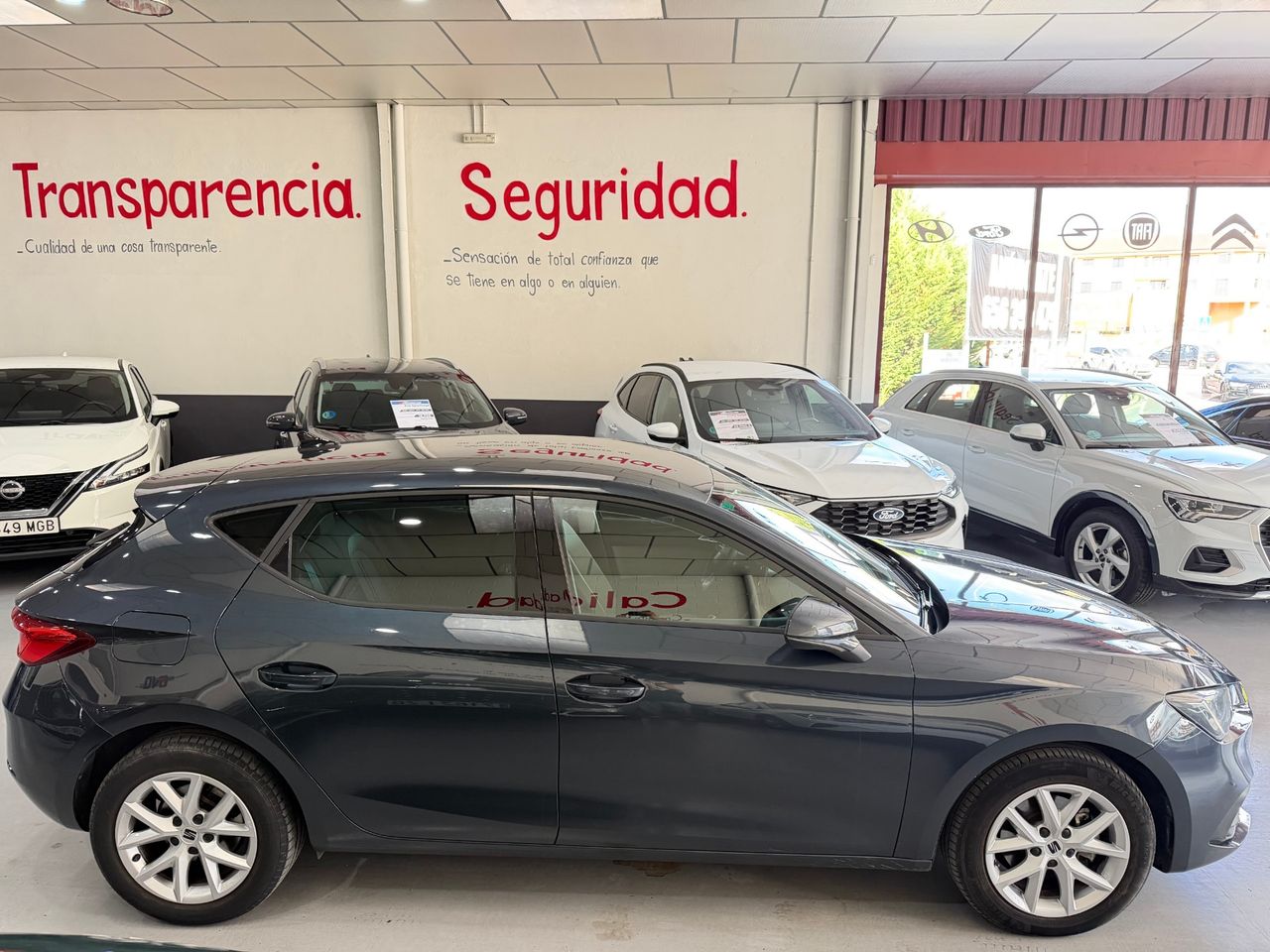 Seat Leon 2.0 TDI 115 V STYLE GO - Foto 6