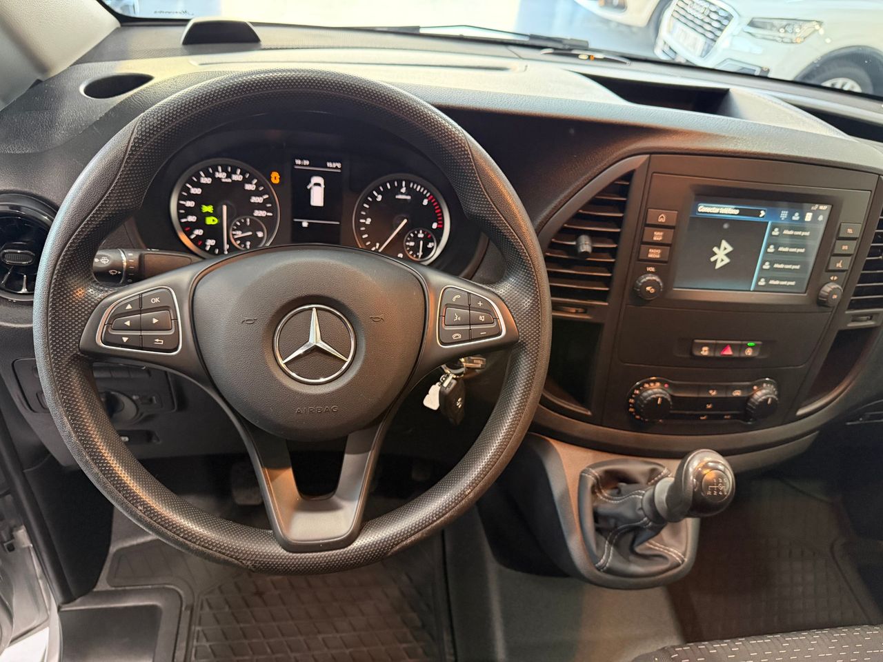 Mercedes Vito 114 CDI LARGA RWD - Foto 11