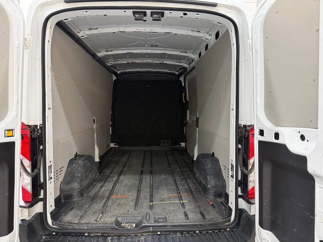 Ford Transit 2.0 ECOBLUE 130CV L3 H2 VAN TREND - Foto 16