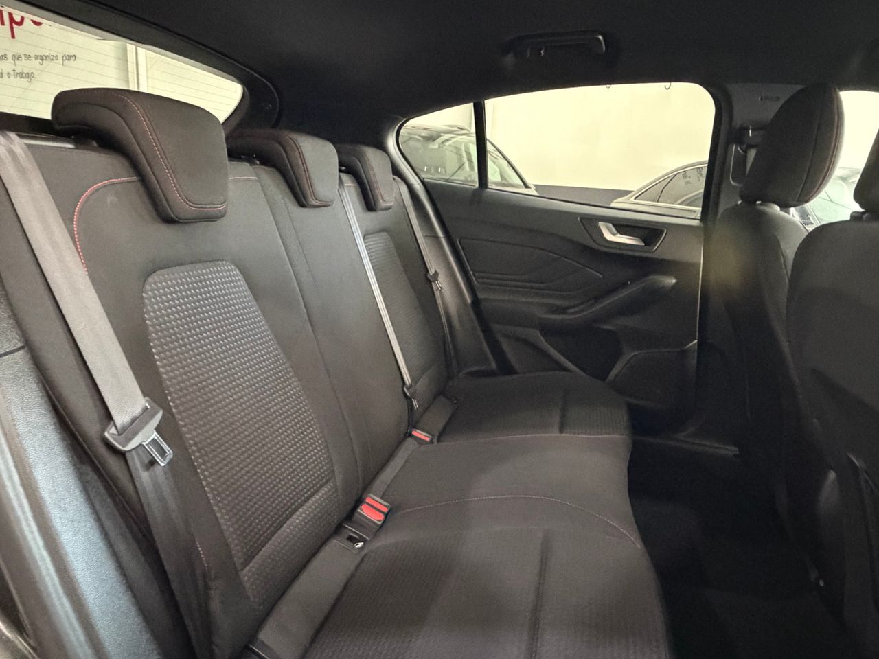 Ford Focus 1.0 ECOBOOST 125CV ST-LINE 5P - Foto 16