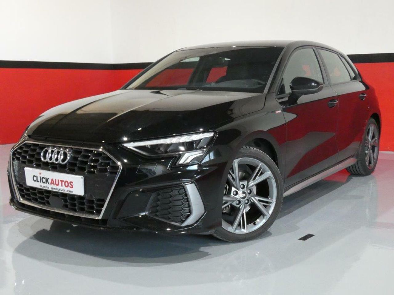 Audi q3 camara para el reconocimiento de senales de trafico  de segunda mano - audi a3 sportback 2022 /