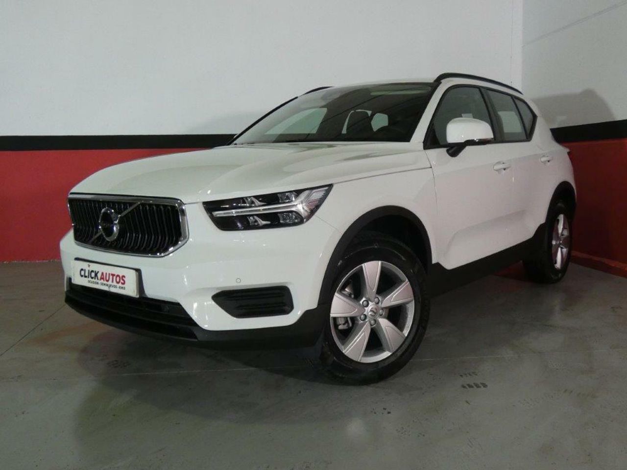 volvo xc40 2021 /