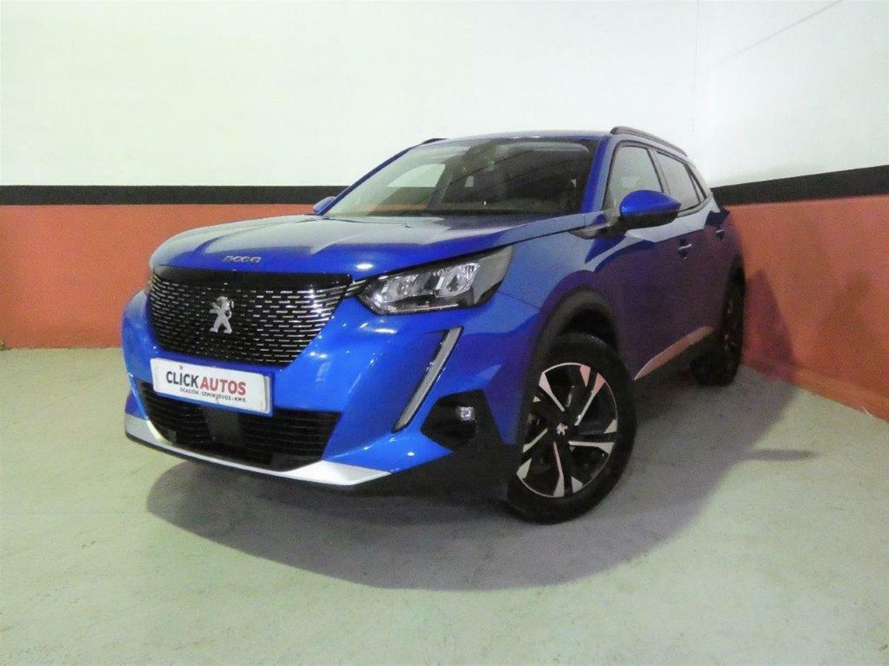 Automovil automatico negro  de segunda mano - peugeot 2008 2021 /
