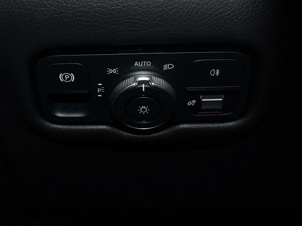 Mercedes Clase V 2.0 163CV 220D Avantgarde Largo 8PAX - foto 13