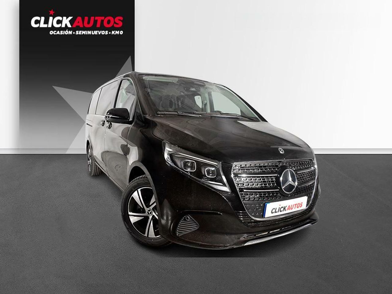 mercedes clase v 2024 / foto grande (2)