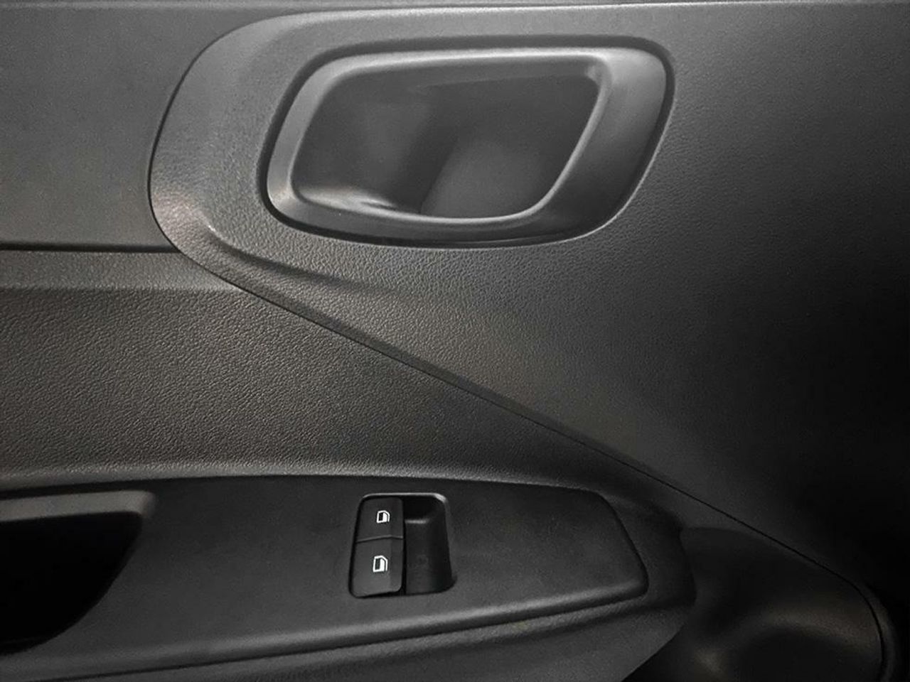 Hyundai i10 1.0 MPI 63CV Essence Connect - foto 14