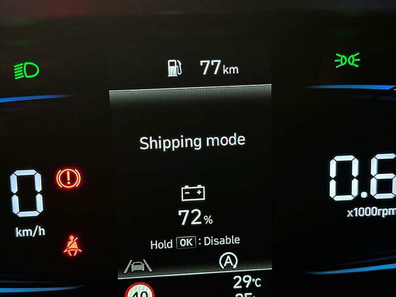 Hyundai i20 1.2 MPI 79CV Essence - foto 11