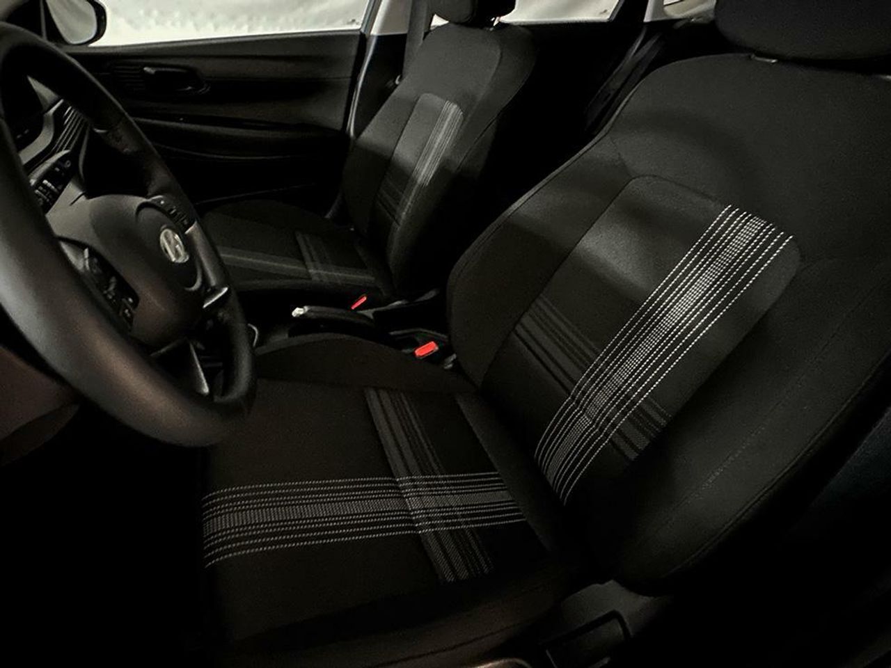 Hyundai i20 1.2 MPI 79CV Essence - foto 15