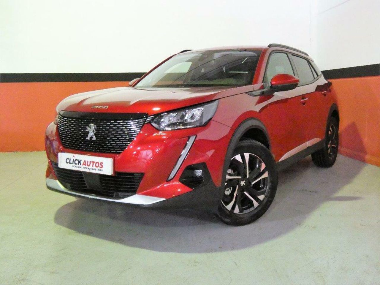 Automovil automatico negro  de segunda mano - peugeot 2008 2021 /