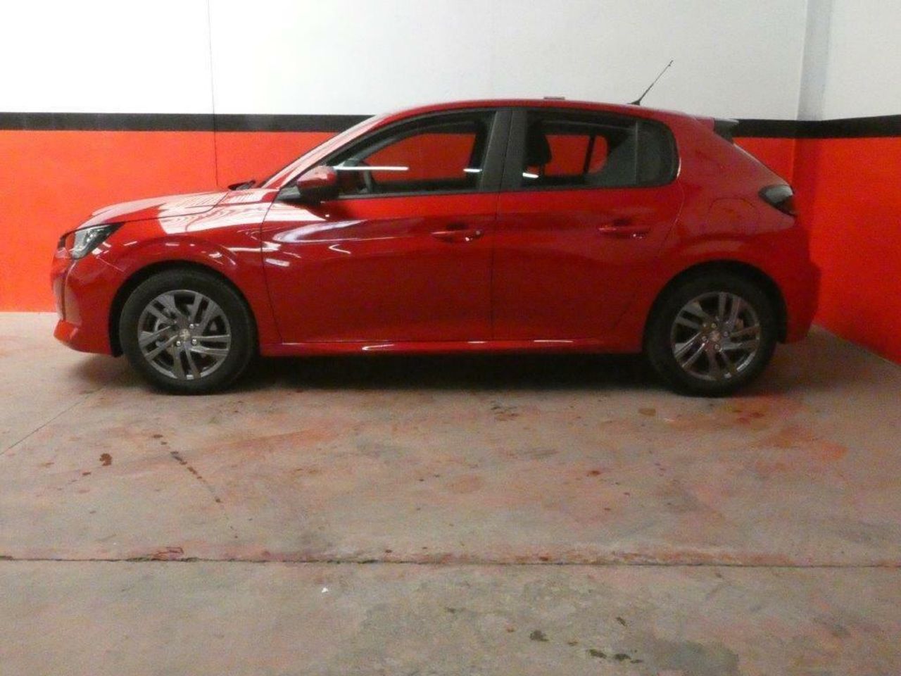 peugeot 208 2021 / foto grande (3)