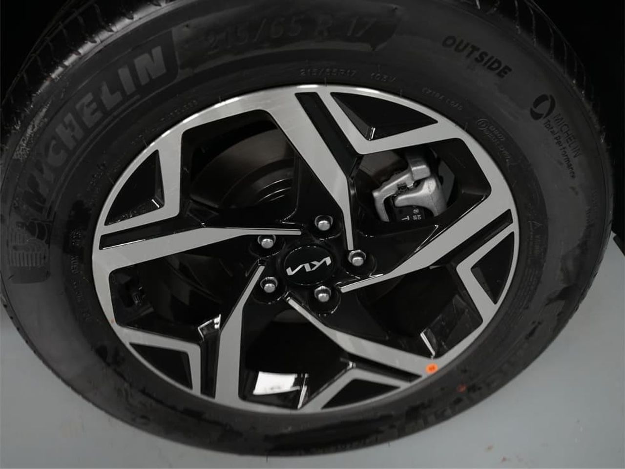 bg