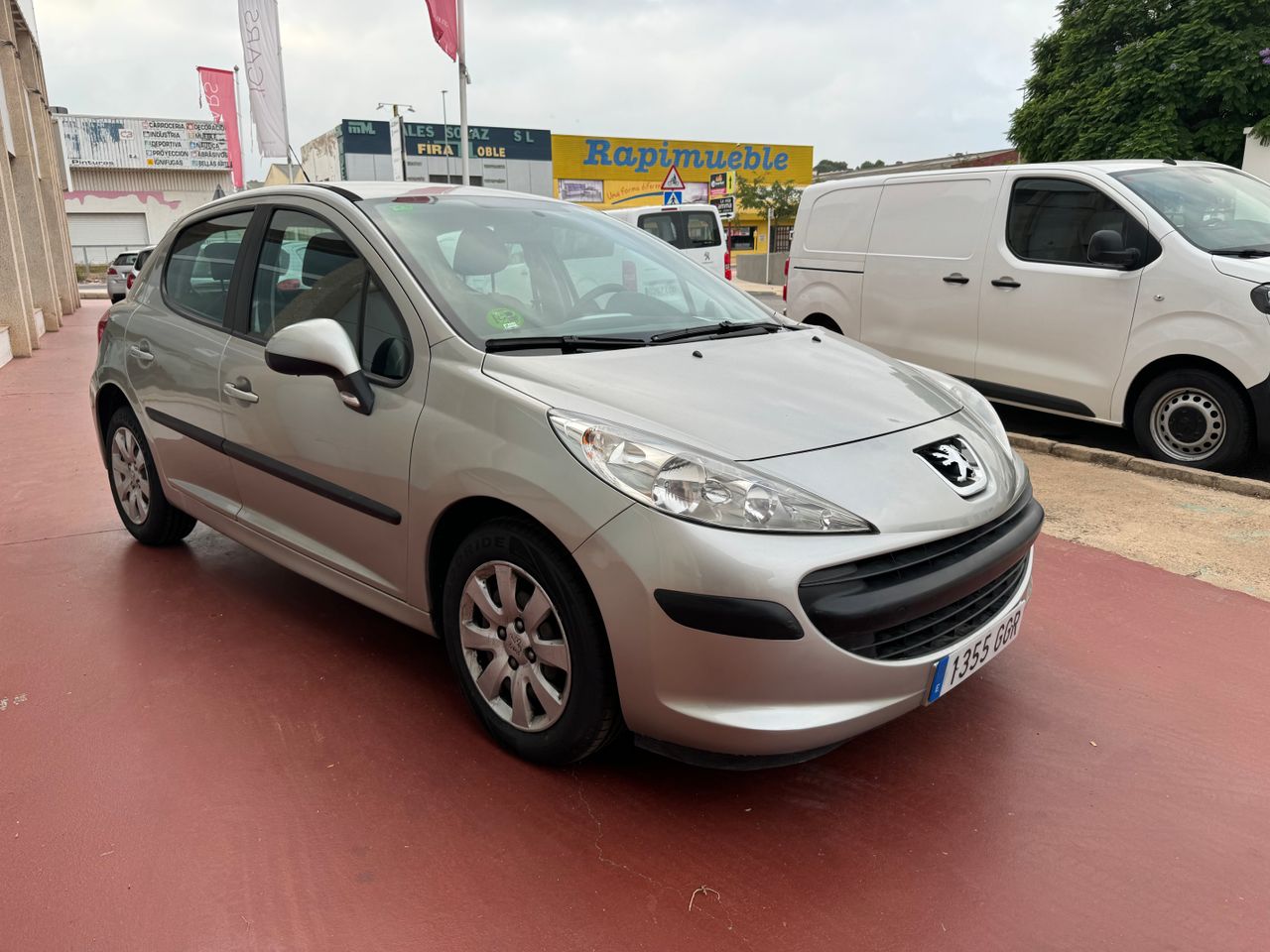 Peugeot 207 Confort 1.4 75