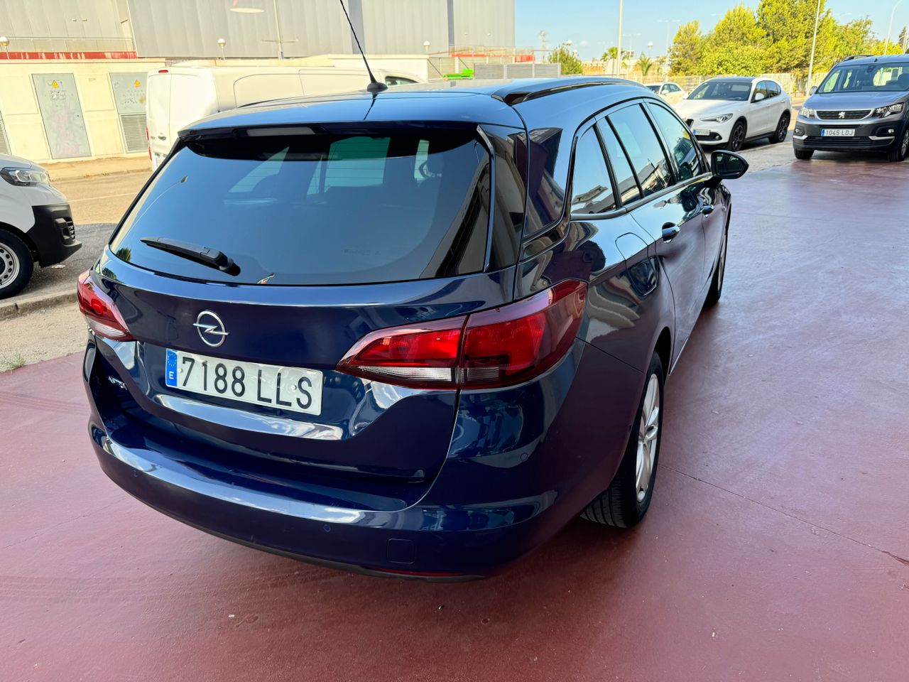 Opel Astra 1.2T SHR 107kW (145CV) Business Elega ST