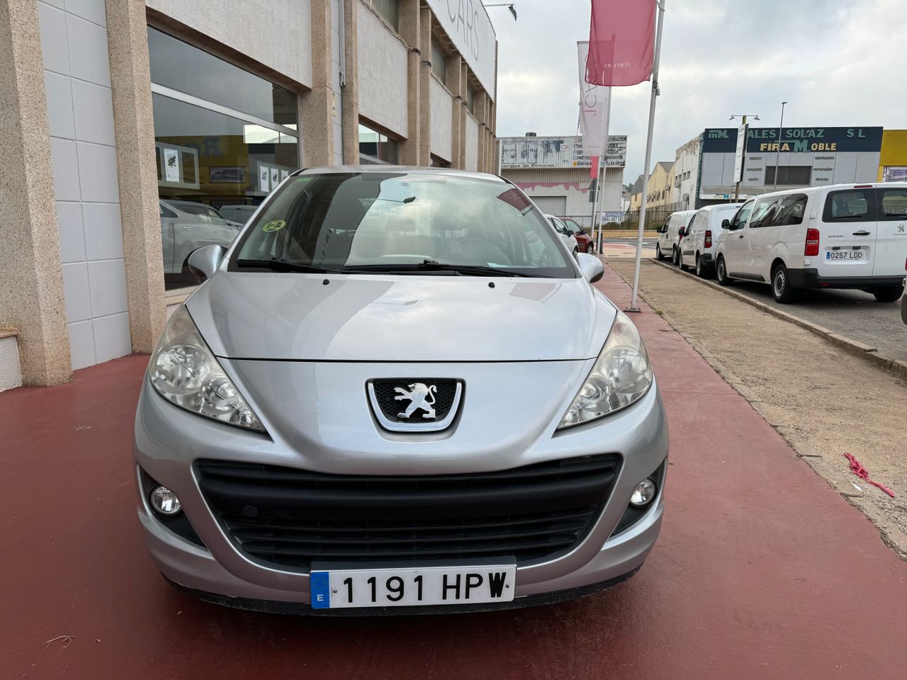 Peugeot 207 ACTIVE 1.4 HDI 70 FAP