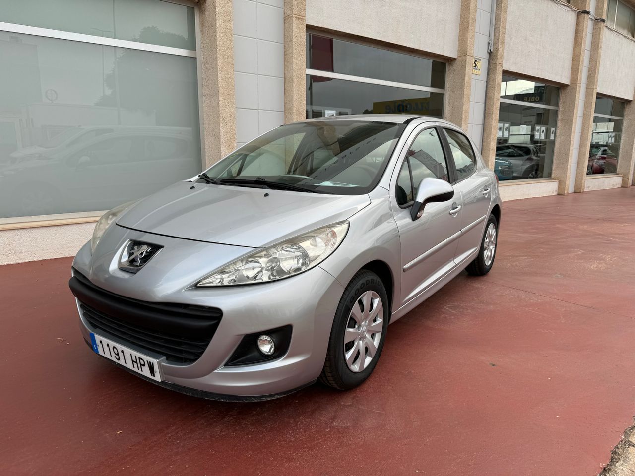 Peugeot 207 ACTIVE 1.4 HDI 70 FAP