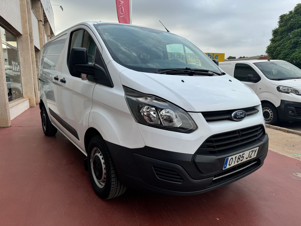 Ford Transit  Furgon 2.0 TDCi 250 L1 Ambiente 