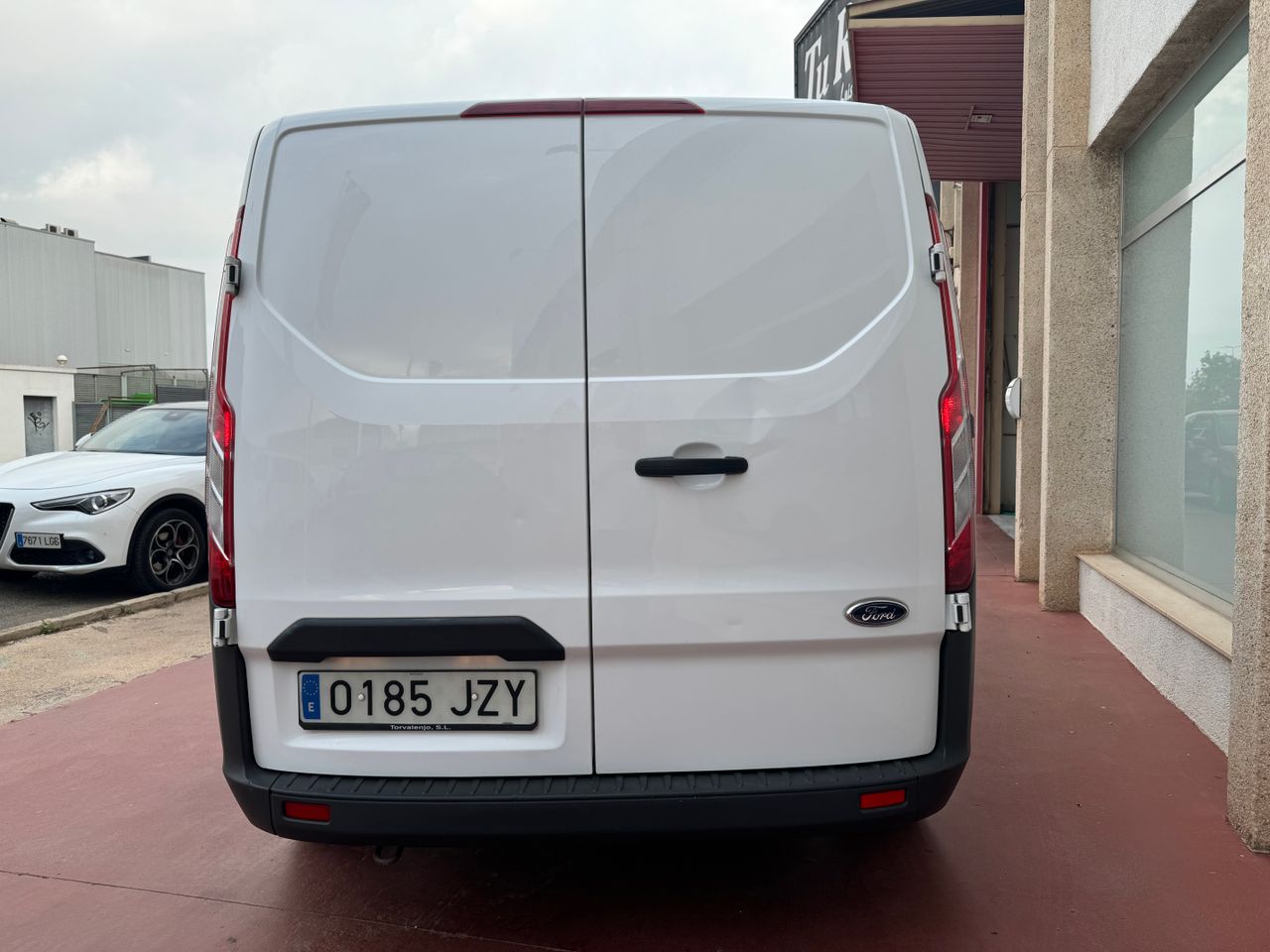 Ford Transit  Furgon 2.0 TDCi 250 L1 Ambiente 