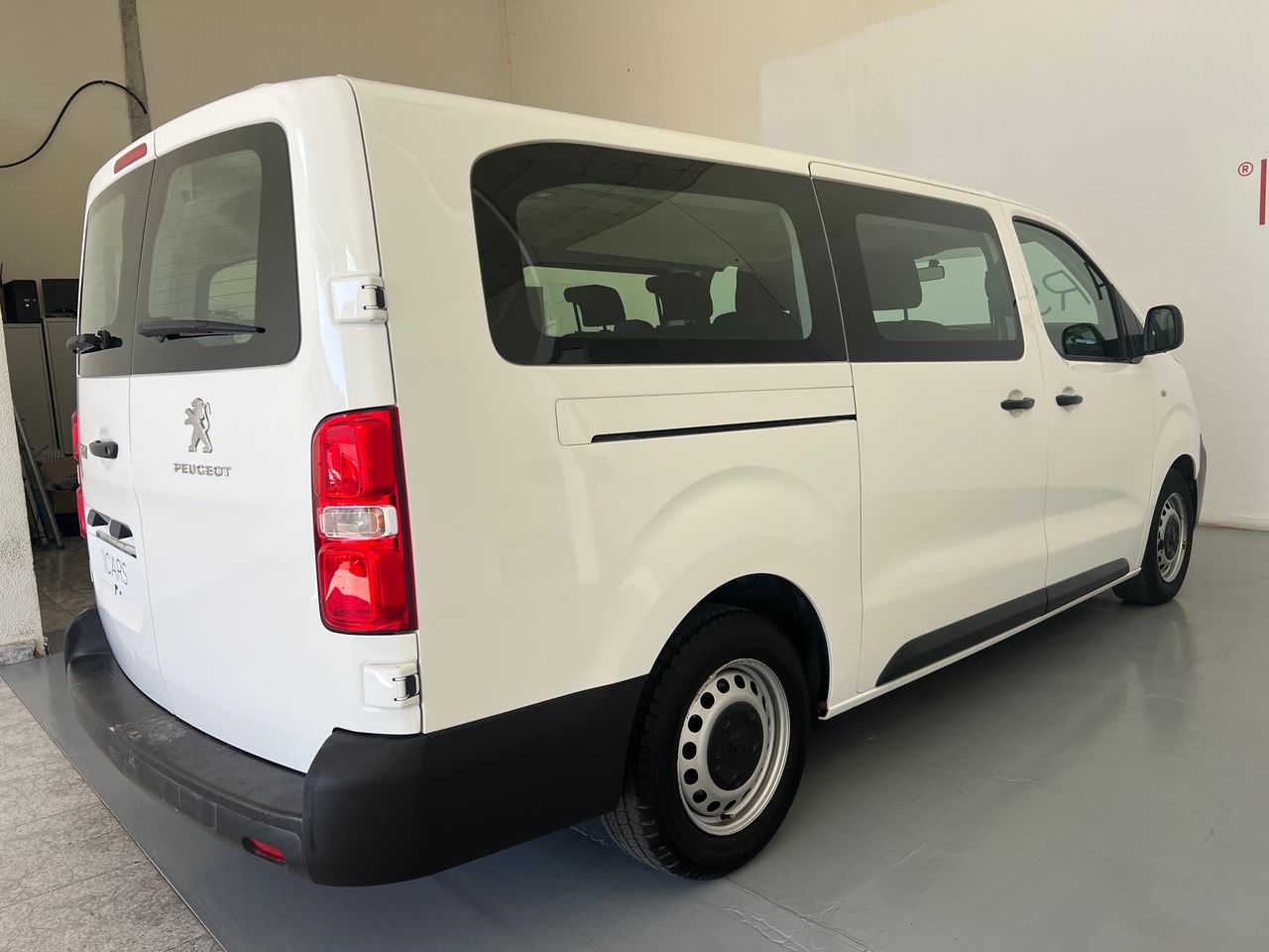 Peugeot Expert Combi BlueHDi 120 SS Long 4p 5 Plazas 