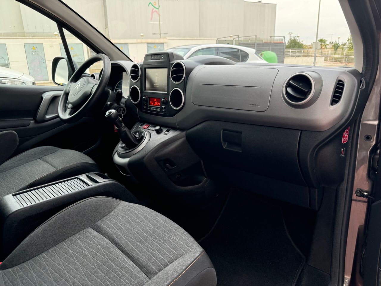 Citroën Berlingo 1.6 BLUE-HDI 20 ANIVERSARIO EDITION 