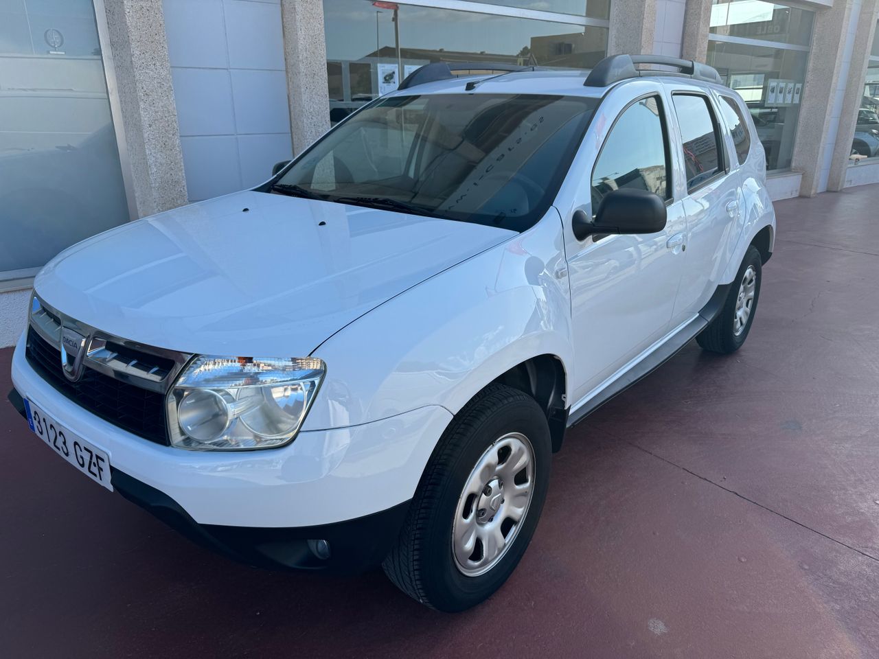 Dacia Duster Laureate 1.6 105