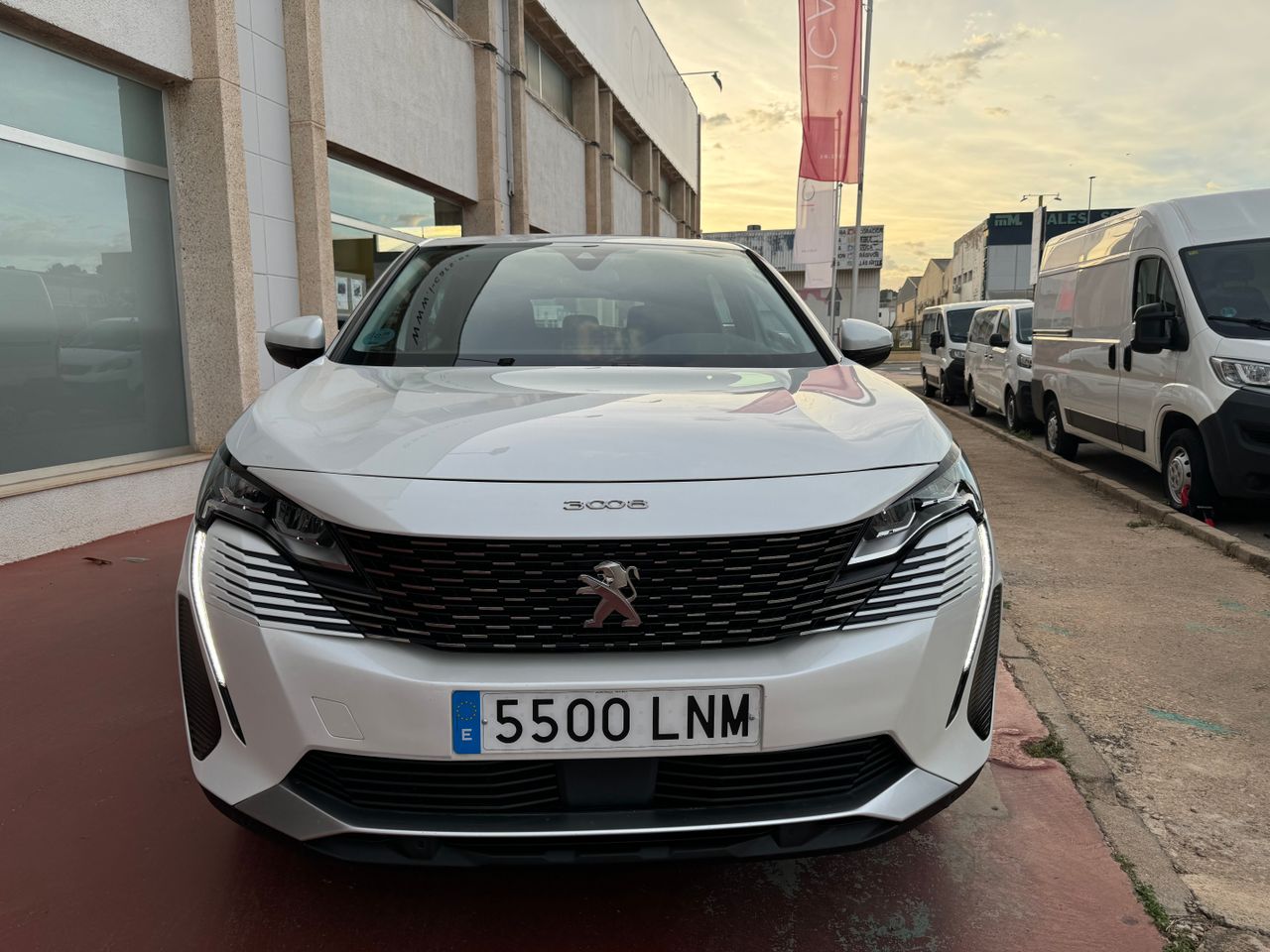 Peugeot 3008 1.5L BlueHDi 96kW (130CV) S&S Allure