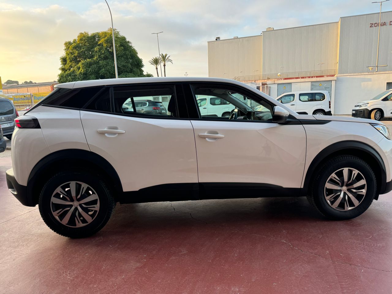 Peugeot 2008 Active BlueHDI 81kW (110CV)