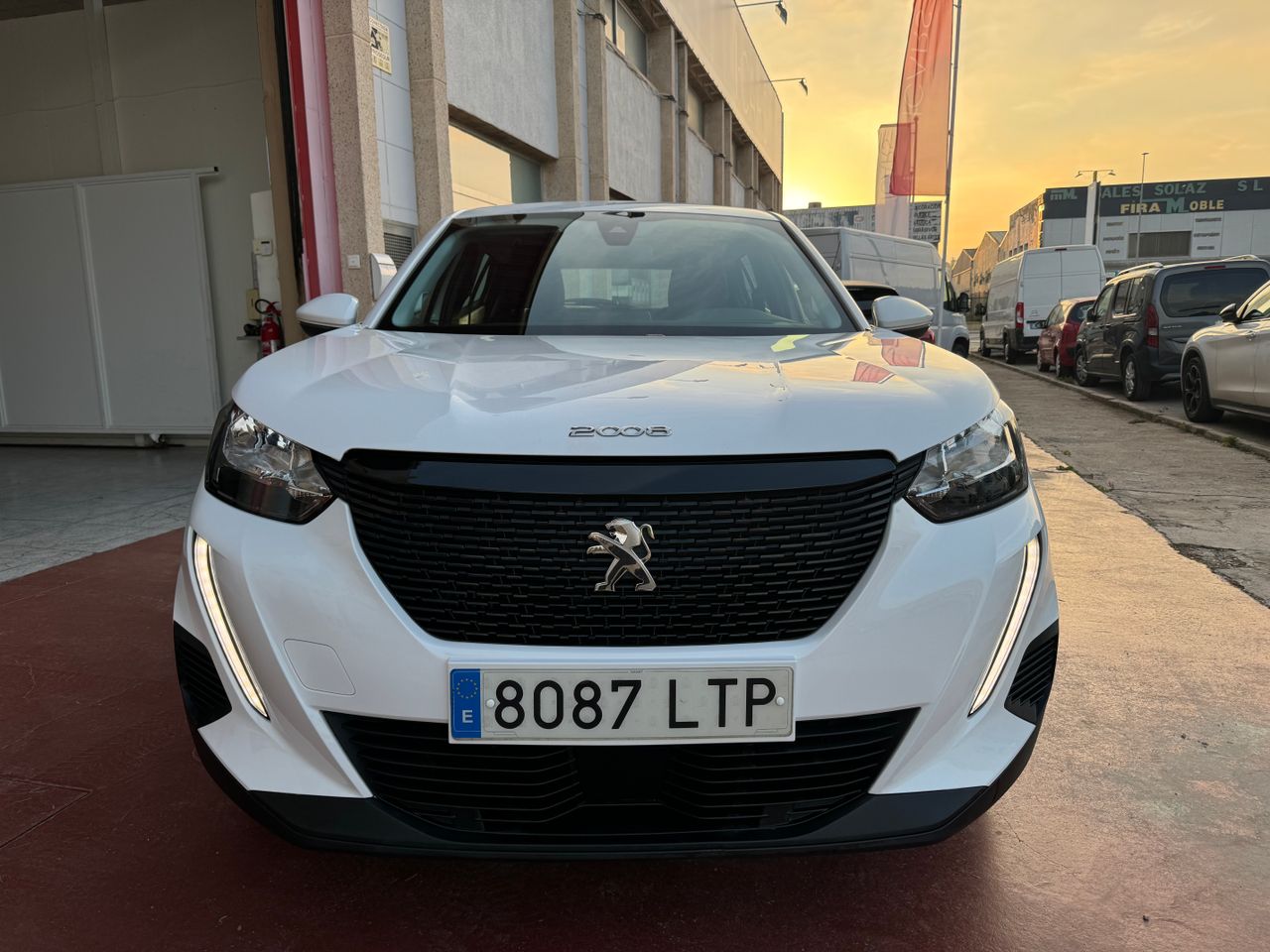 Peugeot 2008 Active BlueHDI 81kW (110CV)