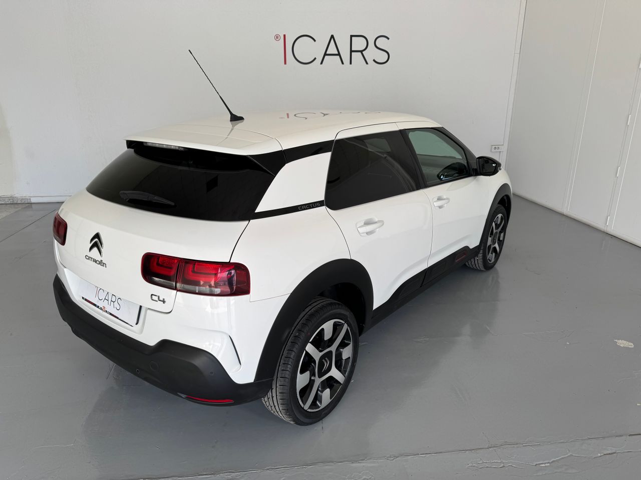 Citroën C4 Cactus BlueHDi 73KW (100CV) Shine