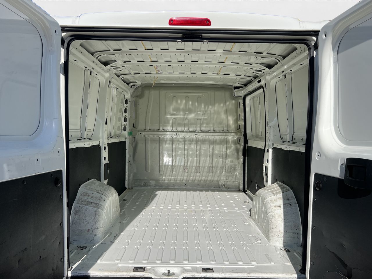 Peugeot Boxer 330 L1H1 120 FURGON PACK 