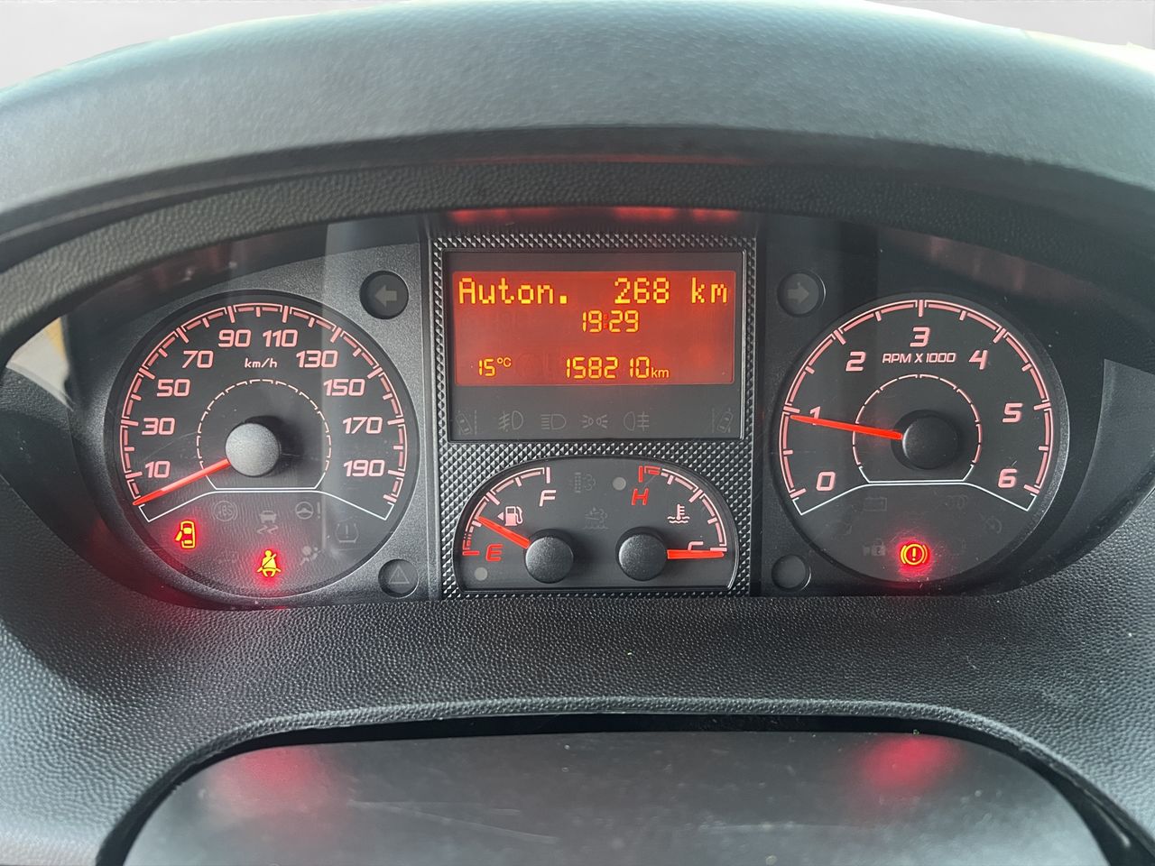 Peugeot Boxer 335 L3H2 BLHDI 130 FURGÓN PACK 
