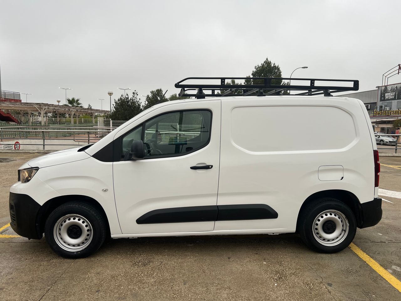 peugeot partner 2019 / foto grande (3)