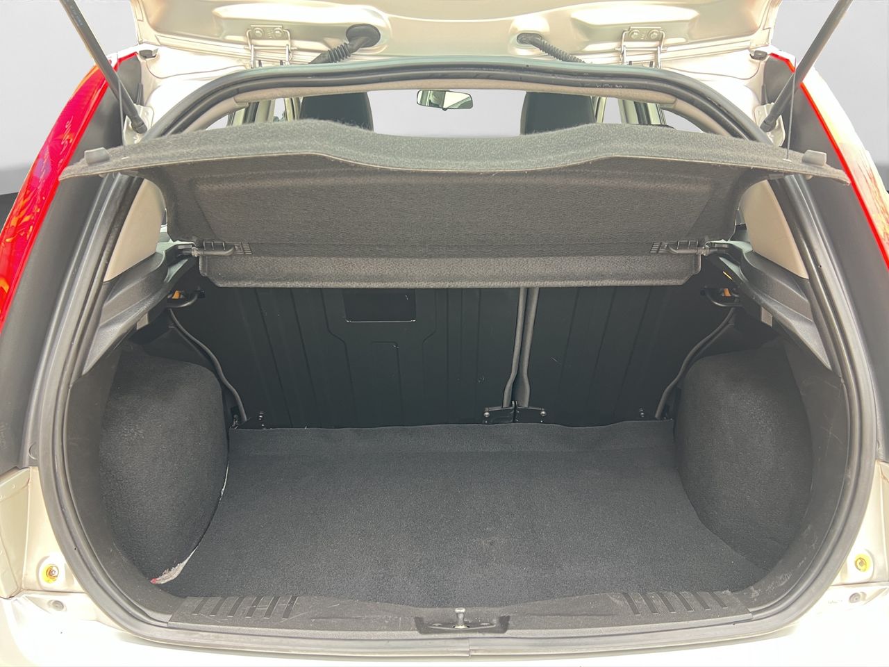 Ford Fiesta 1.3 Ambiente