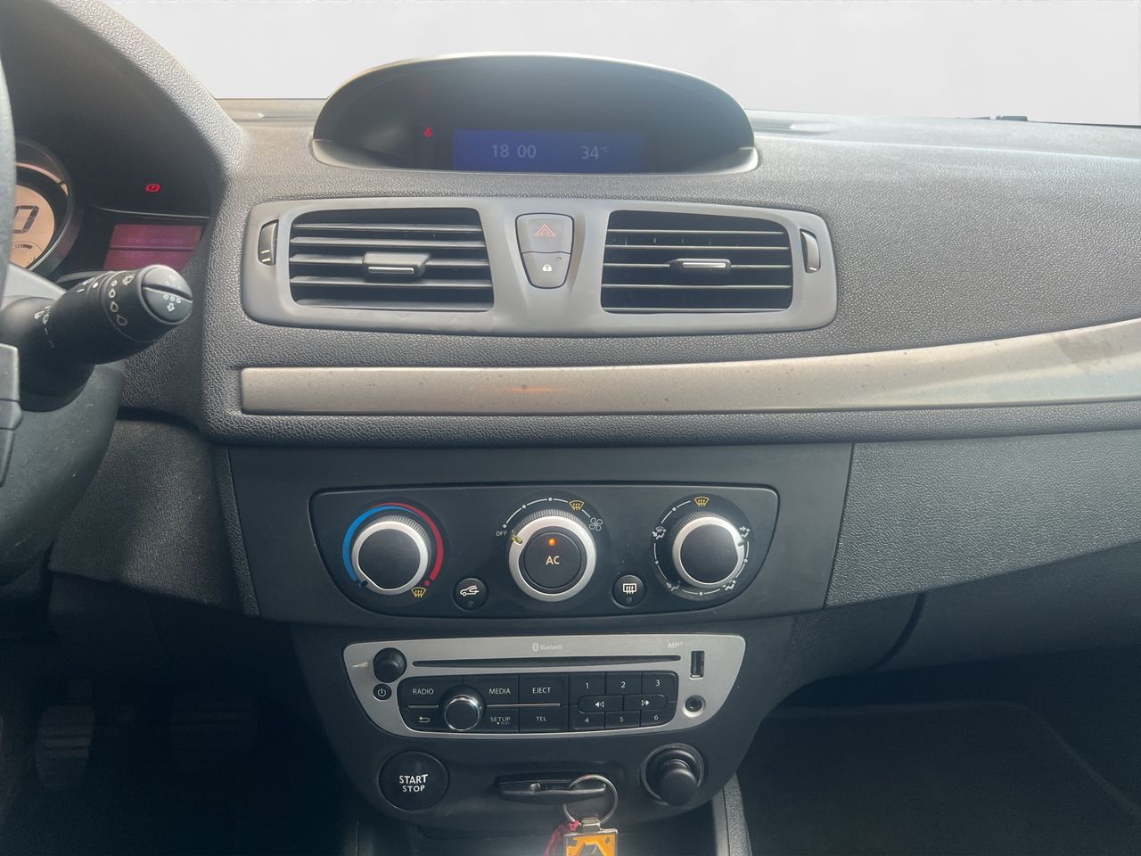 Renault Megane Authentique 1.6 16v 100