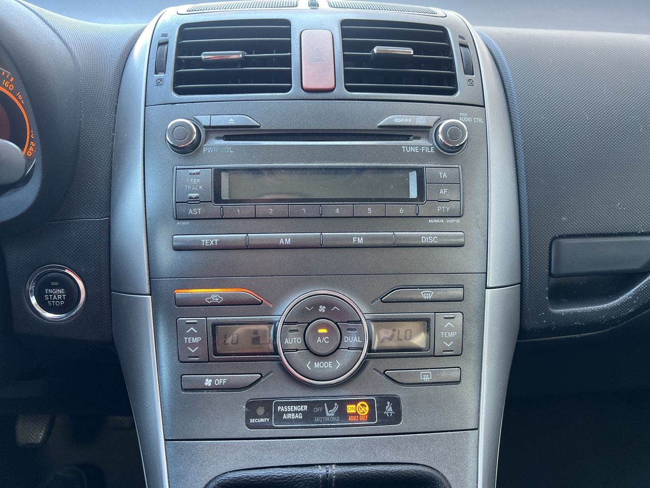 Toyota Auris 1.6 VVT-i Dual Luna