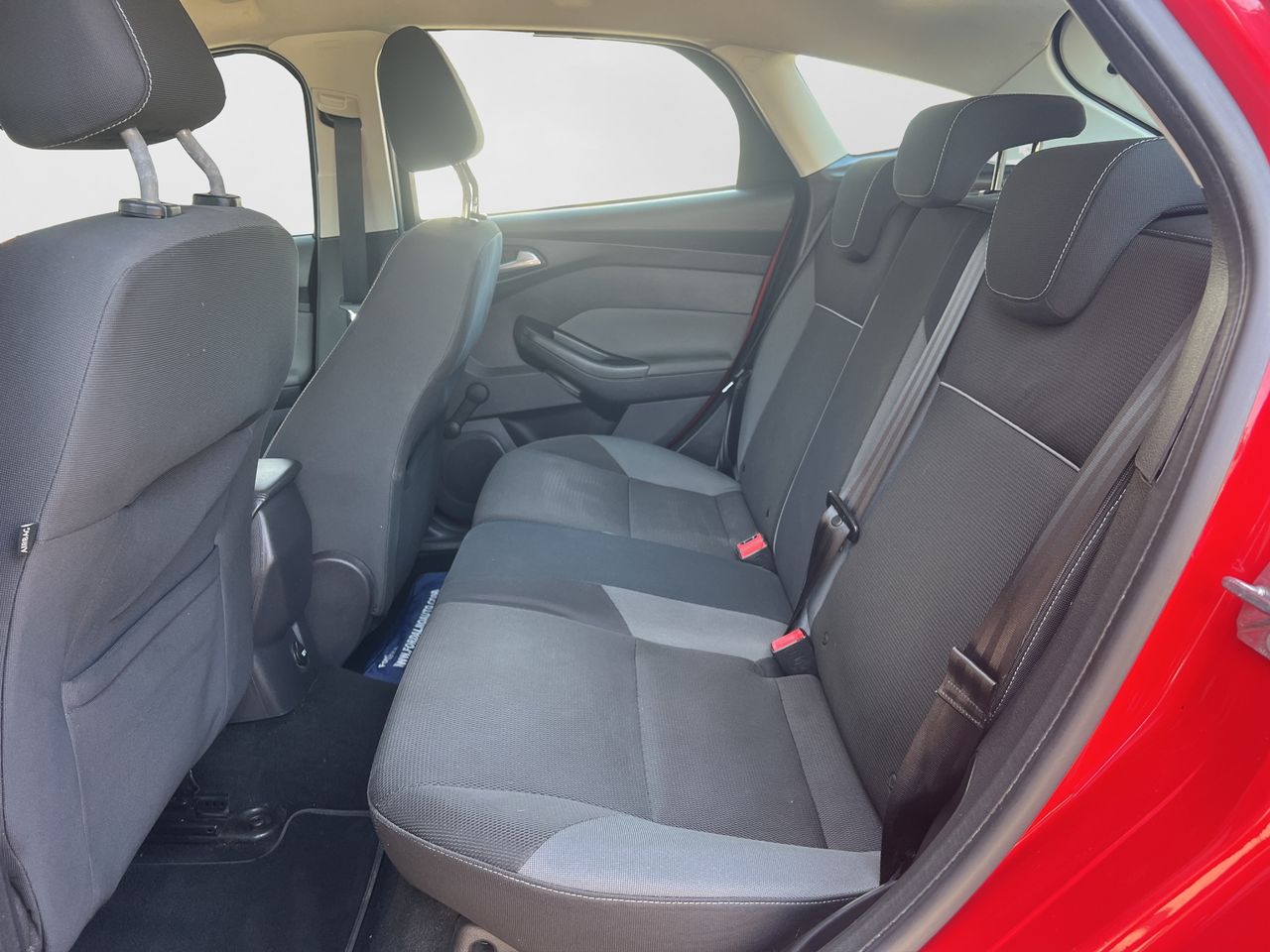 Ford Focus 1.6 TI-VCT 105cv Trend