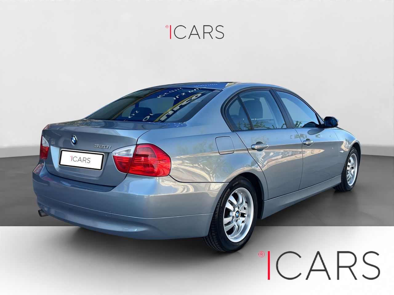 BMW Serie 3 320i (E90)