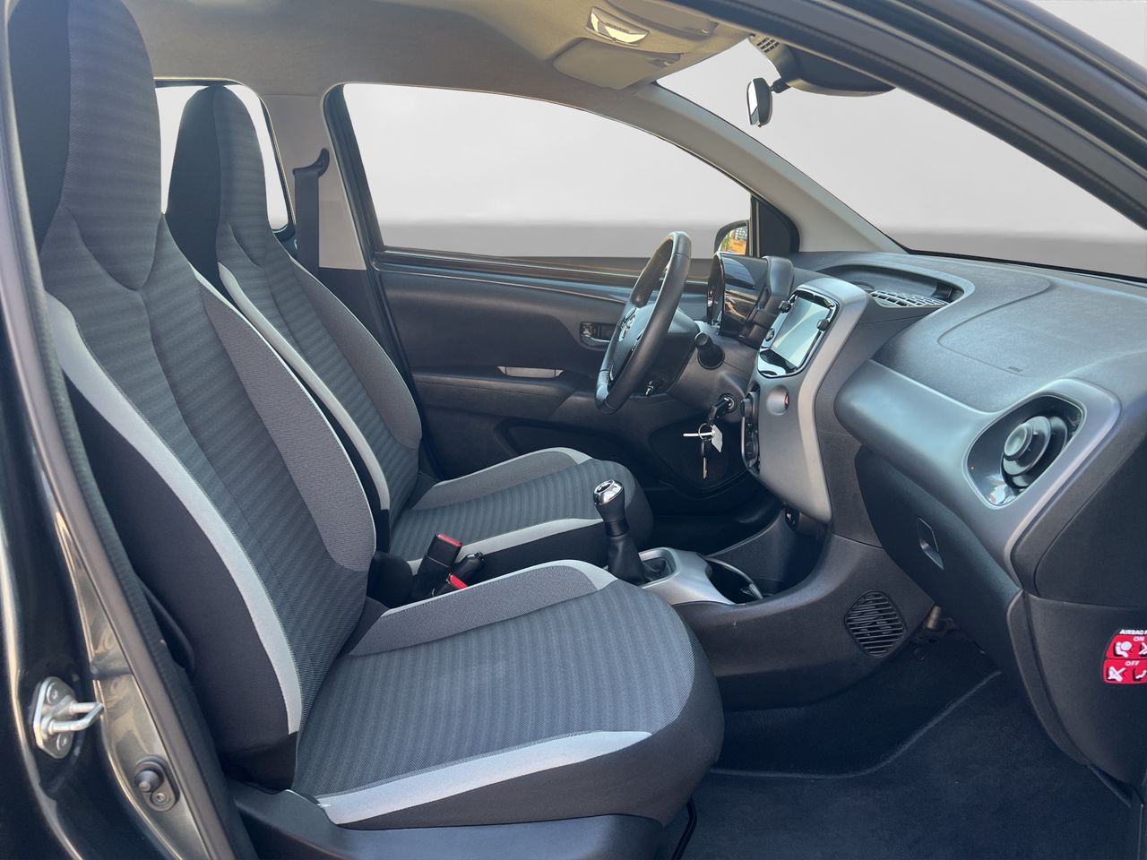 Toyota Aygo 1.0 70 x-play
