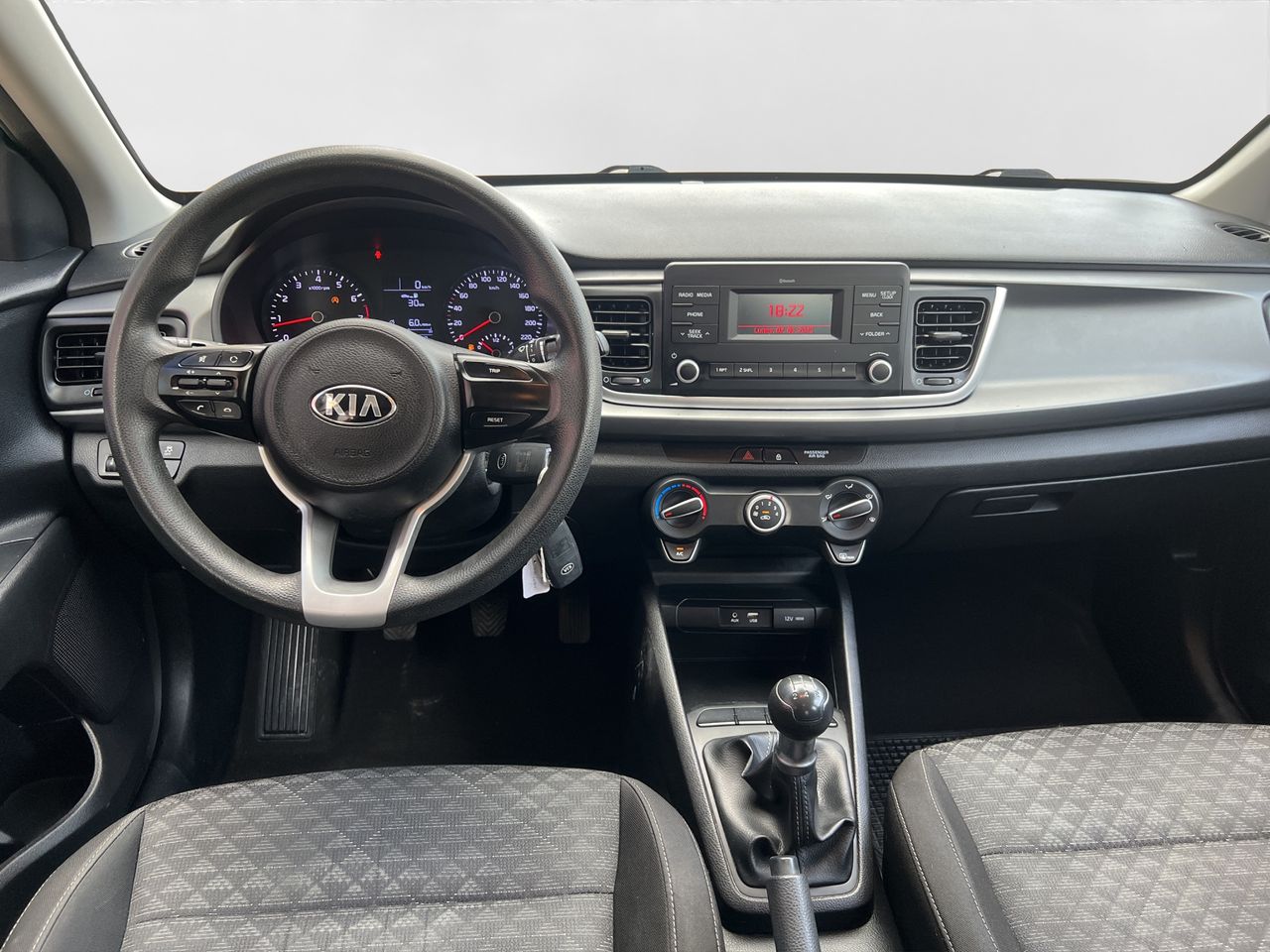 Kia Rio 1.2 CVVT 62kW (84CV) Concept