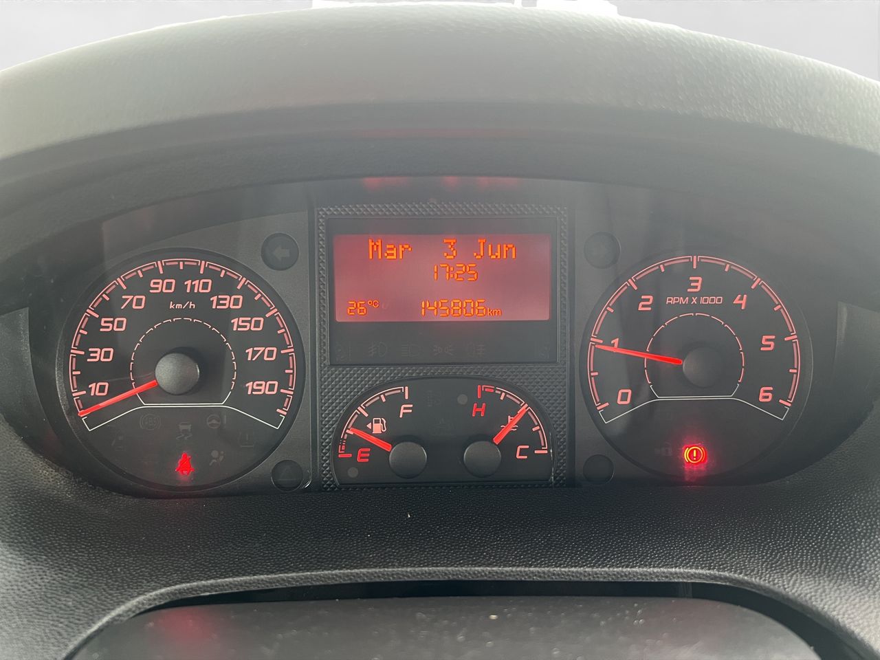 Peugeot Boxer COMBI 5/9 PL. 330 L1H1 BHDI 120 S&S 6 VEL. 